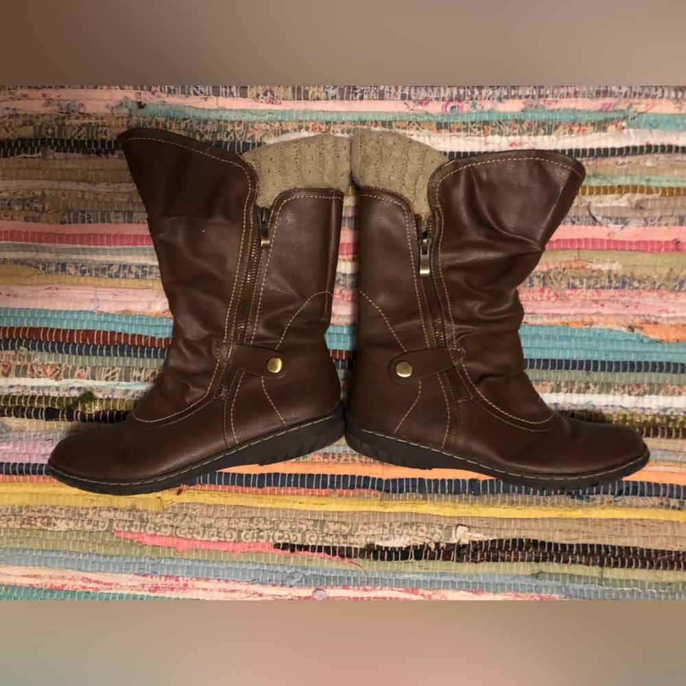 Fur lined calf high boots
